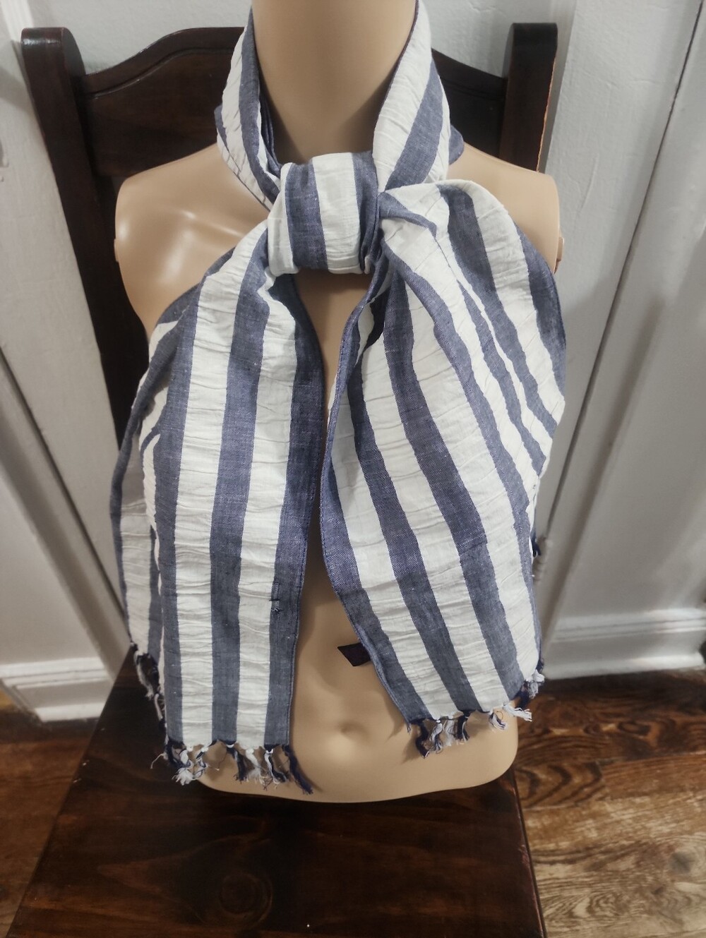 Vintage Liz Sinclair Navy & White Stripe Cotton Oblong Scarf Tassel Trim NWOT